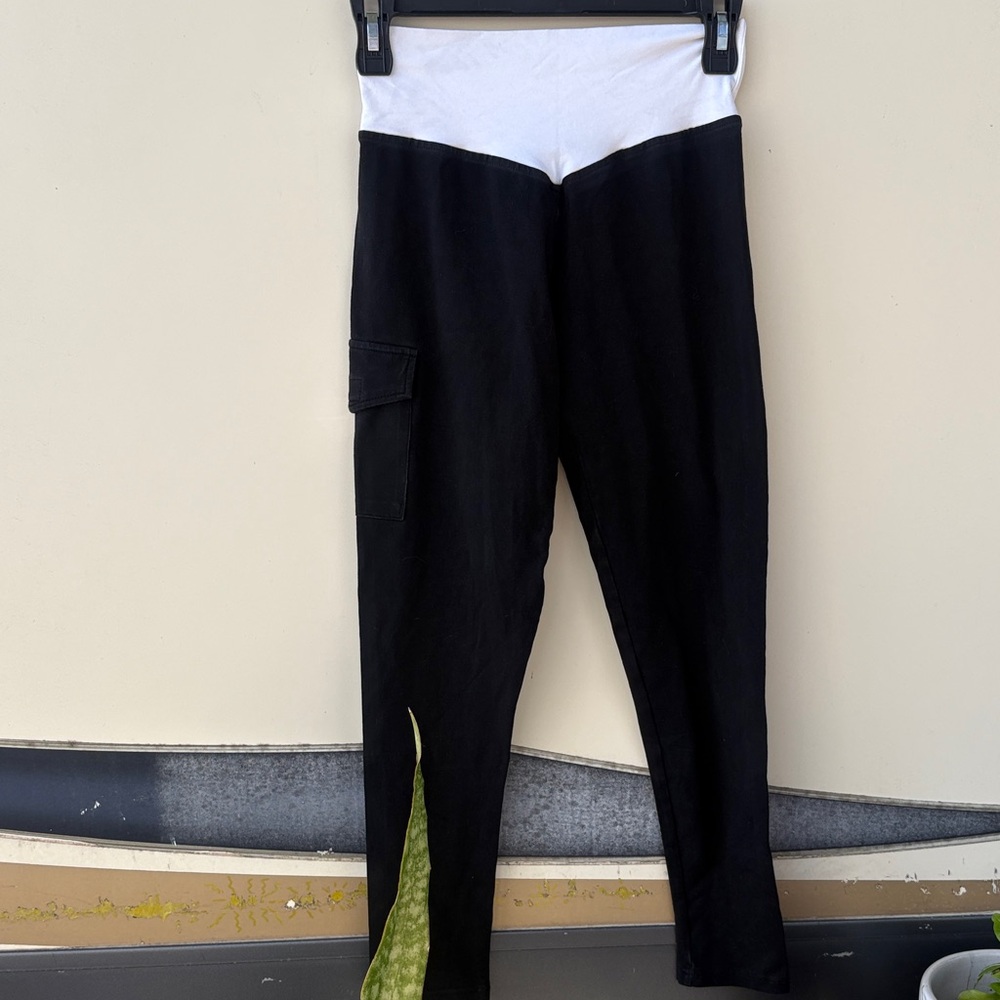 Black and White High-Waisted Leggings
